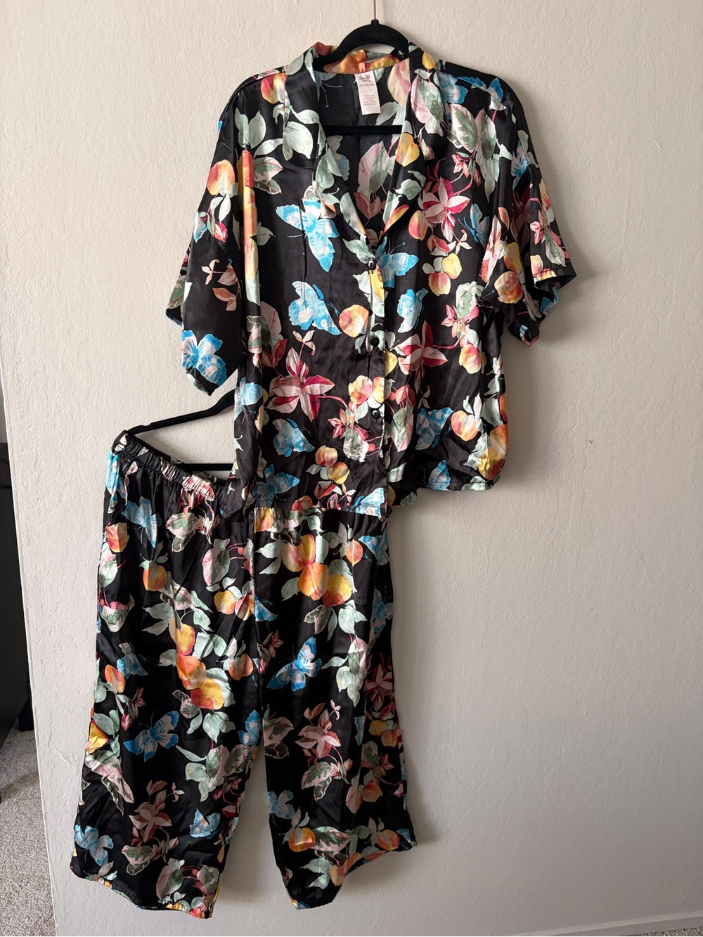 Secret Treasures Black Floral Midi Dress Set